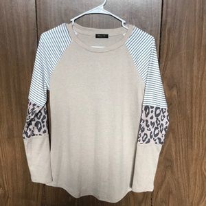 Blooming Jelly Leopard Stripe Long Sleeve Top